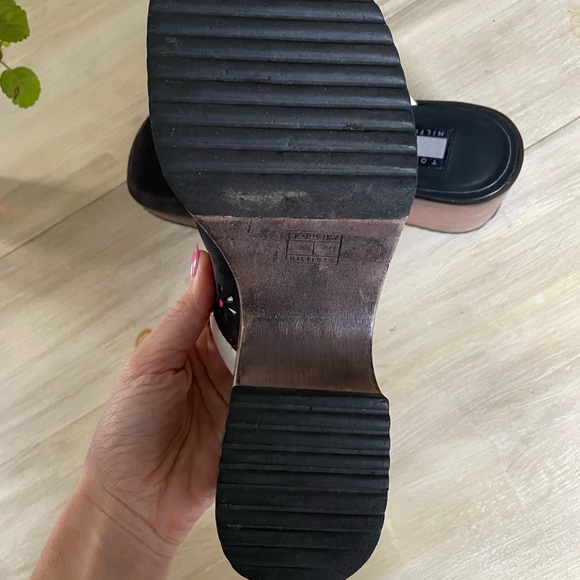 Vintage Y2k chunky wooden platform Tommy Hilfiger clogs - Picture 6 of 10